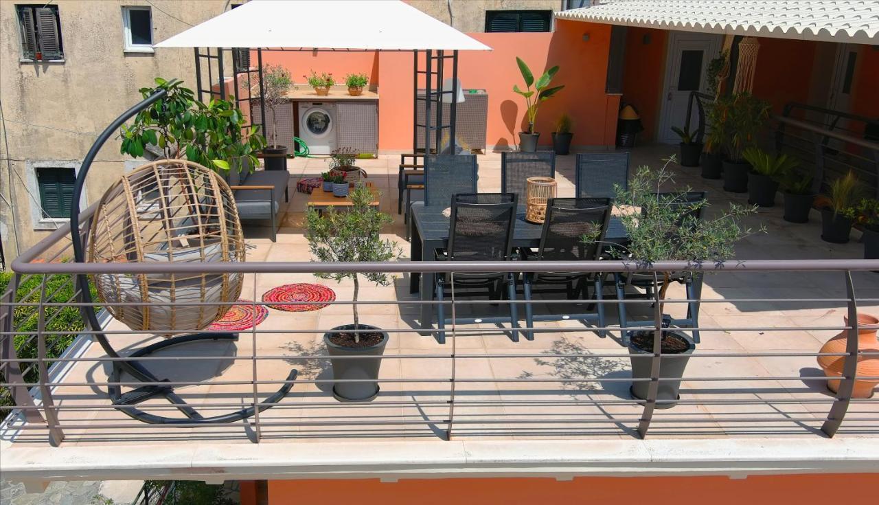Ferienwohnung La Soffitta Benitses  Exterior foto