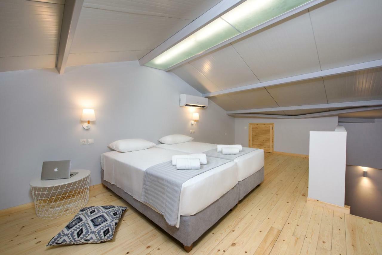 Ferienwohnung La Soffitta Benitses  Exterior foto